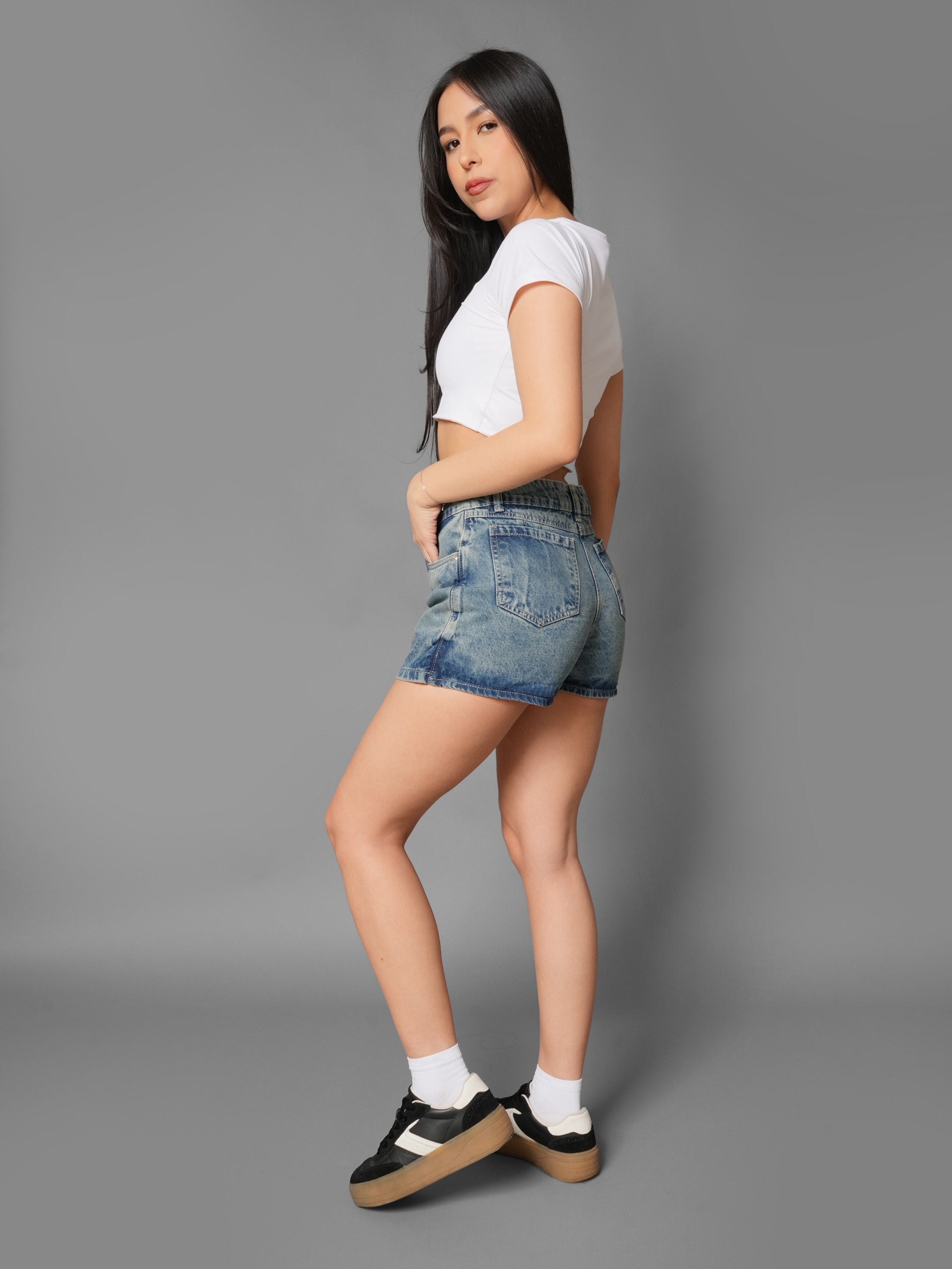 Falda Short Clásica