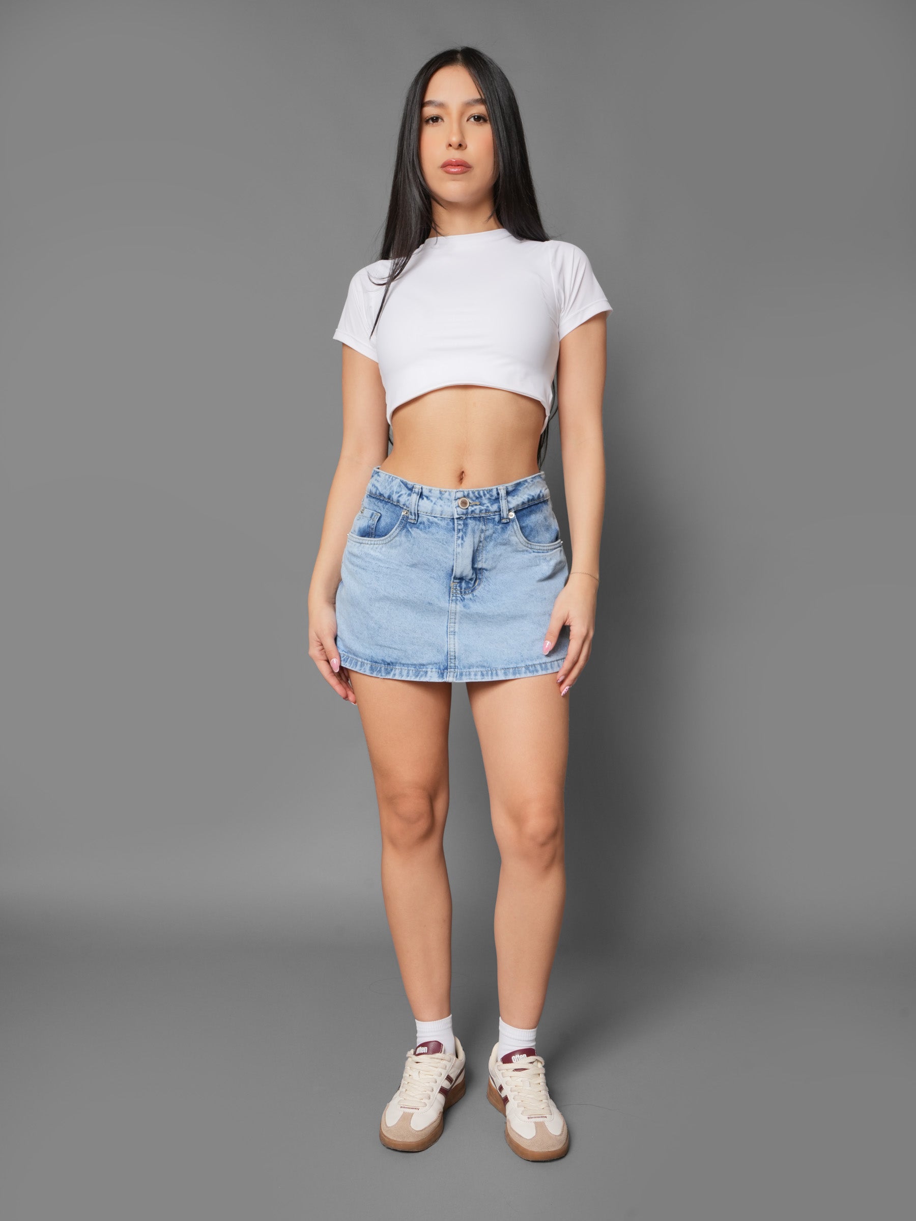 Falda Short Clásica Clara