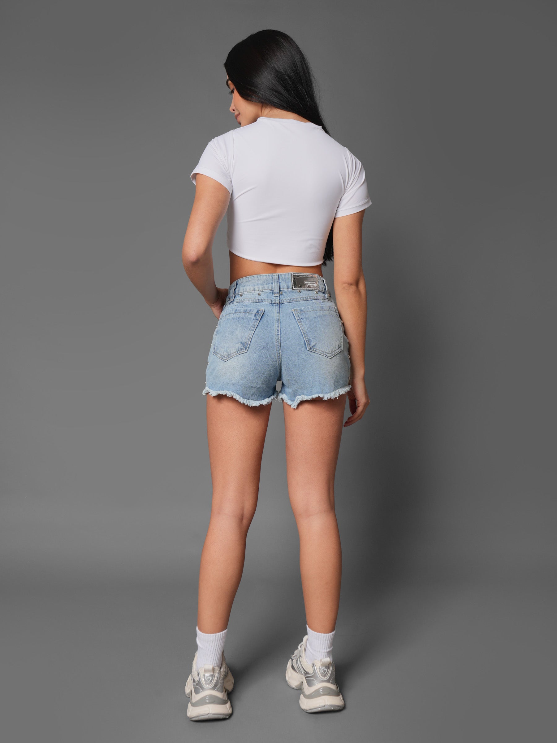 Shorts Taches Claro