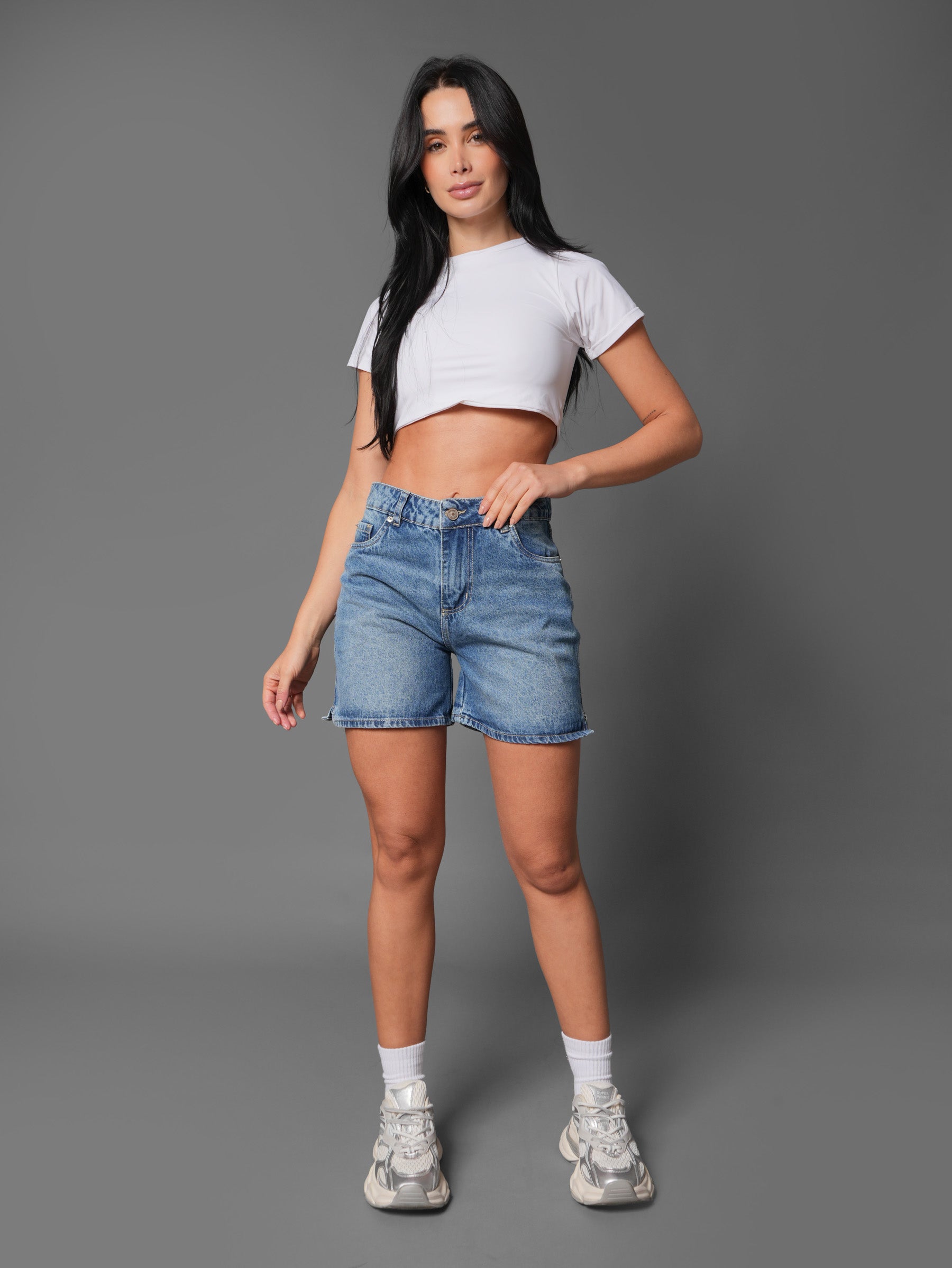 Shorts Largo Oscuro